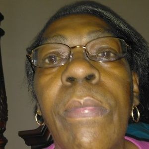 Meet your Posher, Gloria